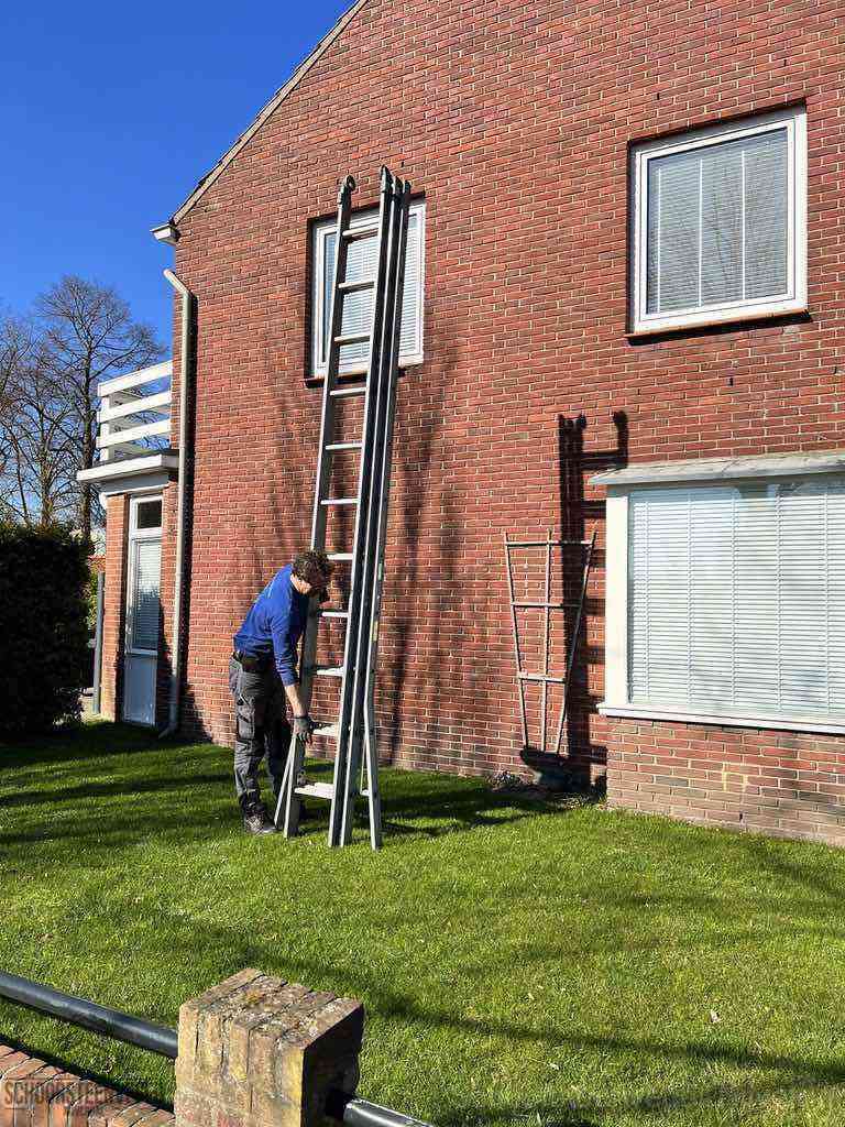 Nijverdal schoorsteenveger huis ladder
